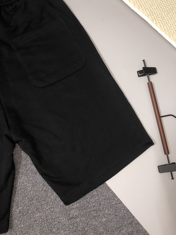 ブランドハーフパンツ角部分ディテール